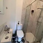 Bed and Breakfast 13 Summerhill South *