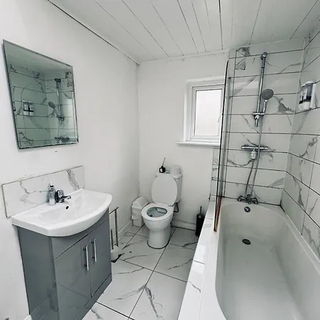 Couette-café 13 Frankfield Terrace, Summerhill South, Cork, T12 Py79