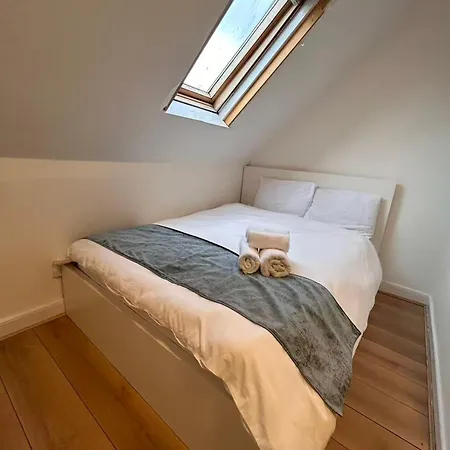 فندق مبيت وإفطار 13 Frankfield Terrace, Summerhill South, Cork, T12 Py79 كورك