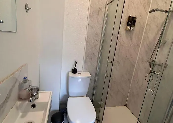 فندق مبيت وإفطار 13 Summerhill South *
